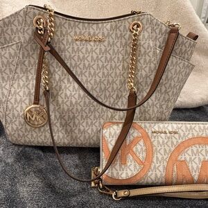 Michael Kors Beige and Brown Women's Bag